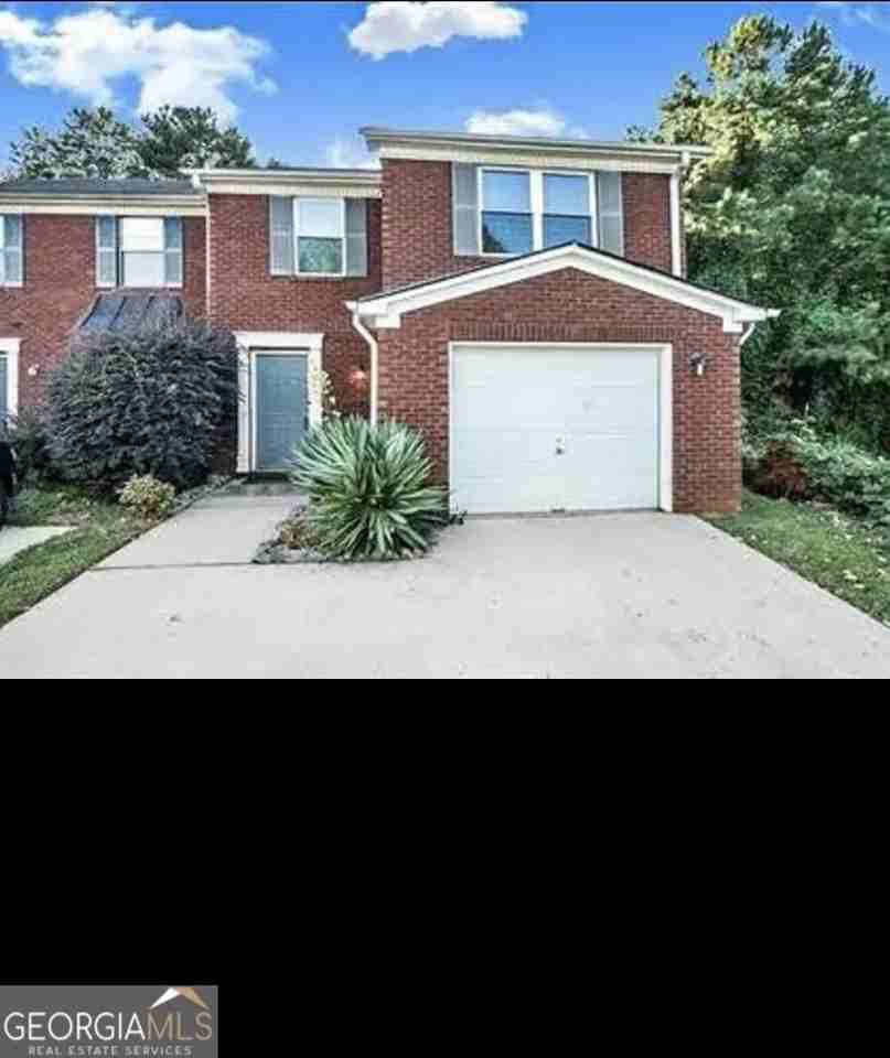5563 Windfall Ln - Photo 2 of 19
