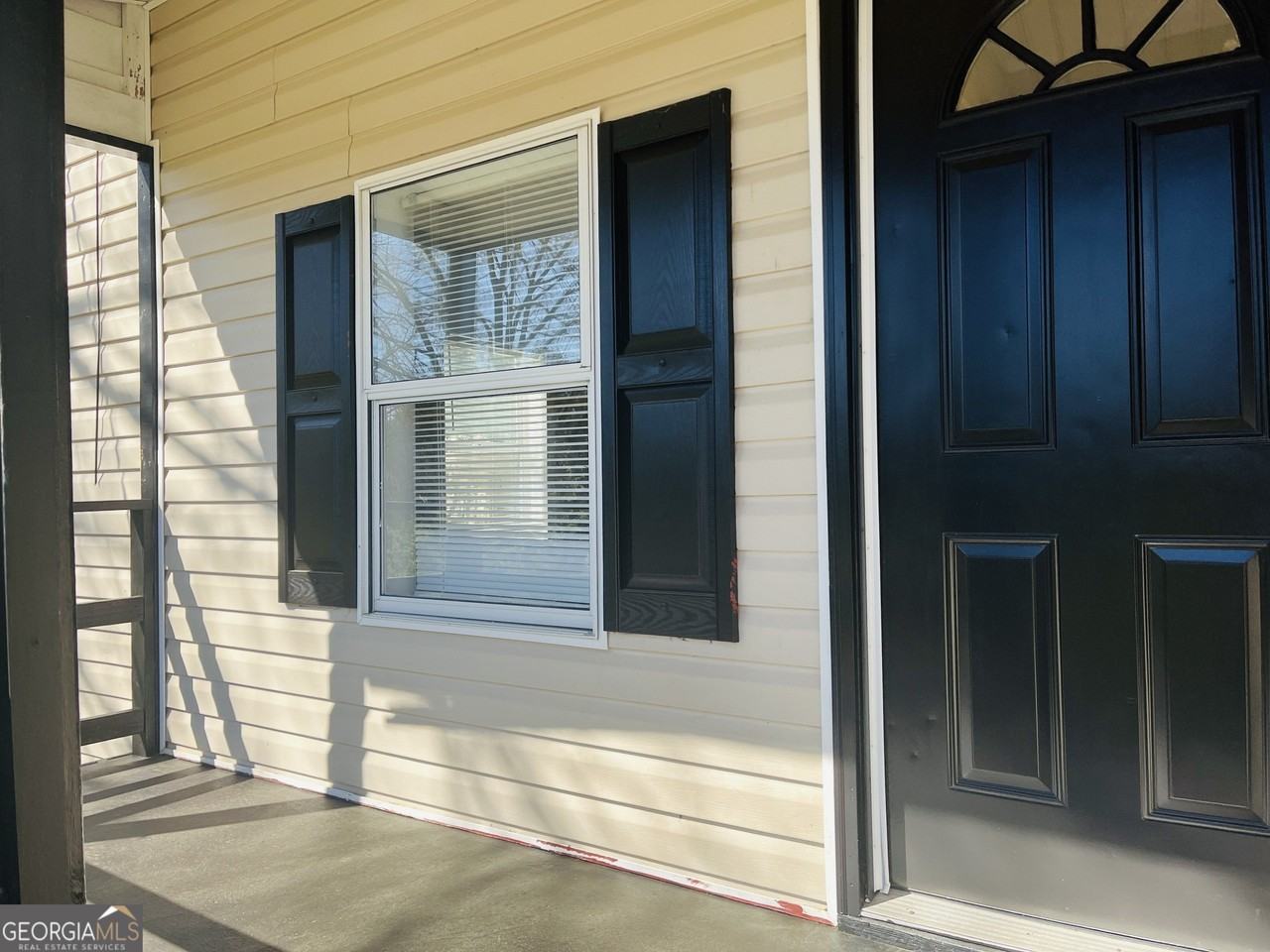 1318 Forrest Ave - Photo 2 of 23