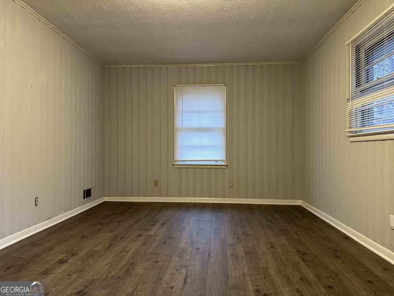 4522 Ridge Dr - Photo 4 of 11