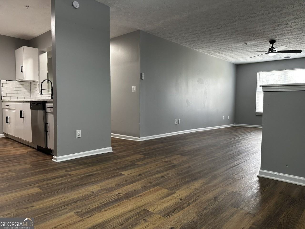 9302 Fairington Ridge Cir - Photo 5 of 15