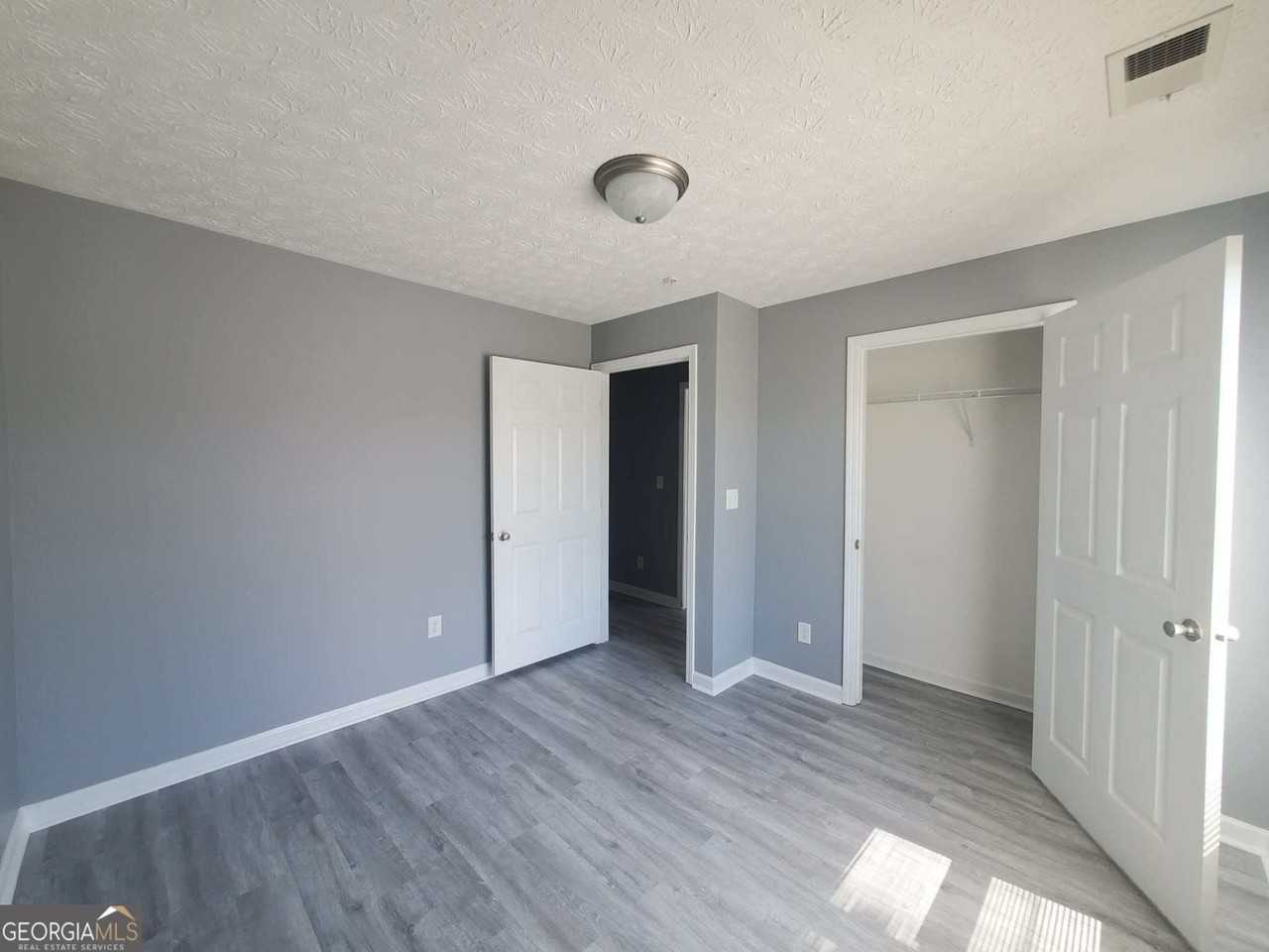 17301 Waldrop Cv - Photo 3 of 14