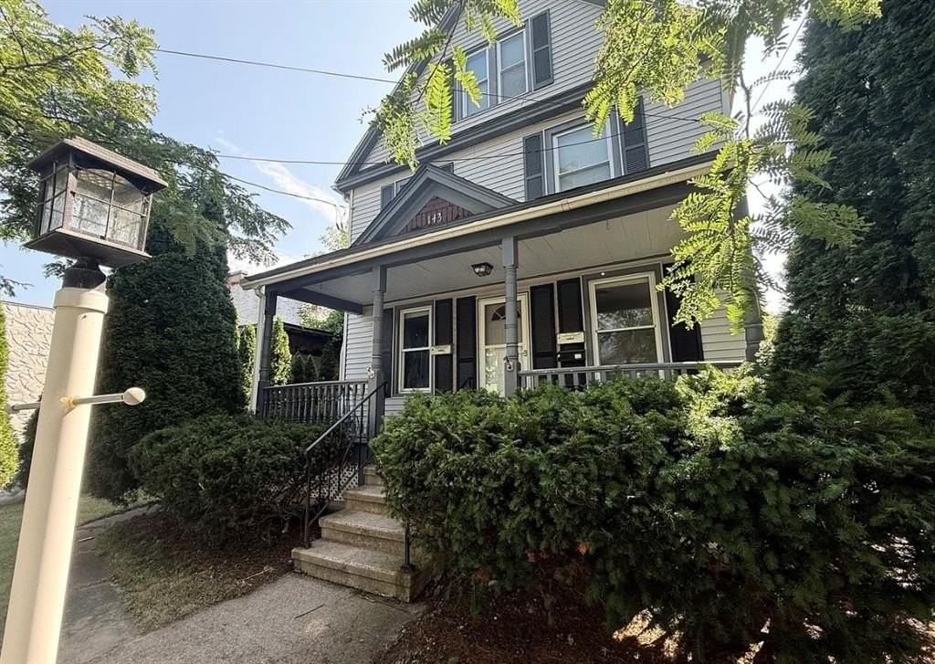 143 Harrison St #1 - Photo 2 of 8