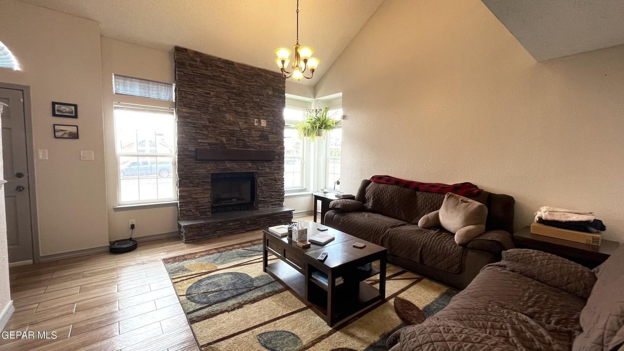 10721 Pleasant Hill Dr - Photo 6 of 27