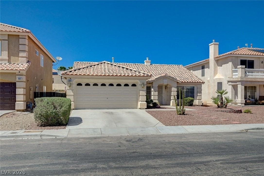 472 Staghorn Pass Ave - Photo 4 of 50