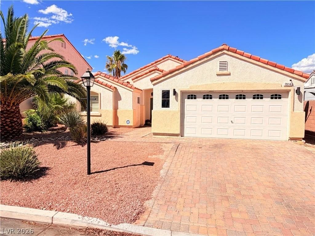 7914 Villa Pintura Ave - Photo 2 of 40