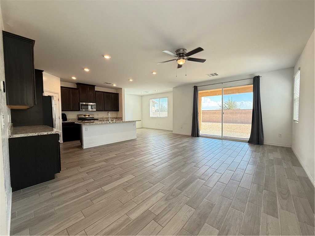 9980 Perth Ct - Photo 5 of 34