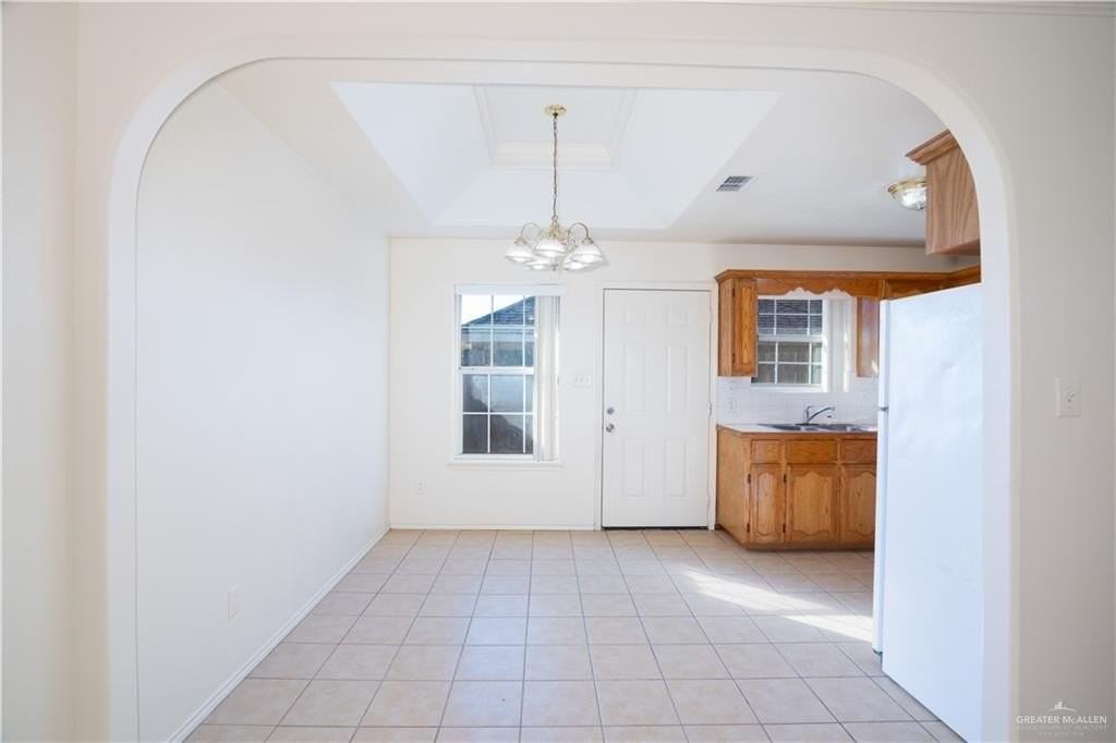 1600 E Quail St #1 - Photo 3 of 25