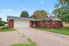 411 Walden Dr - Photo 1 of 1
