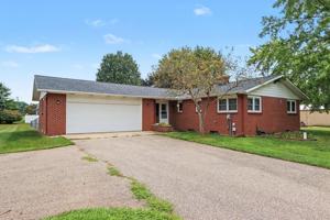 featured image of 411 Walden Dr