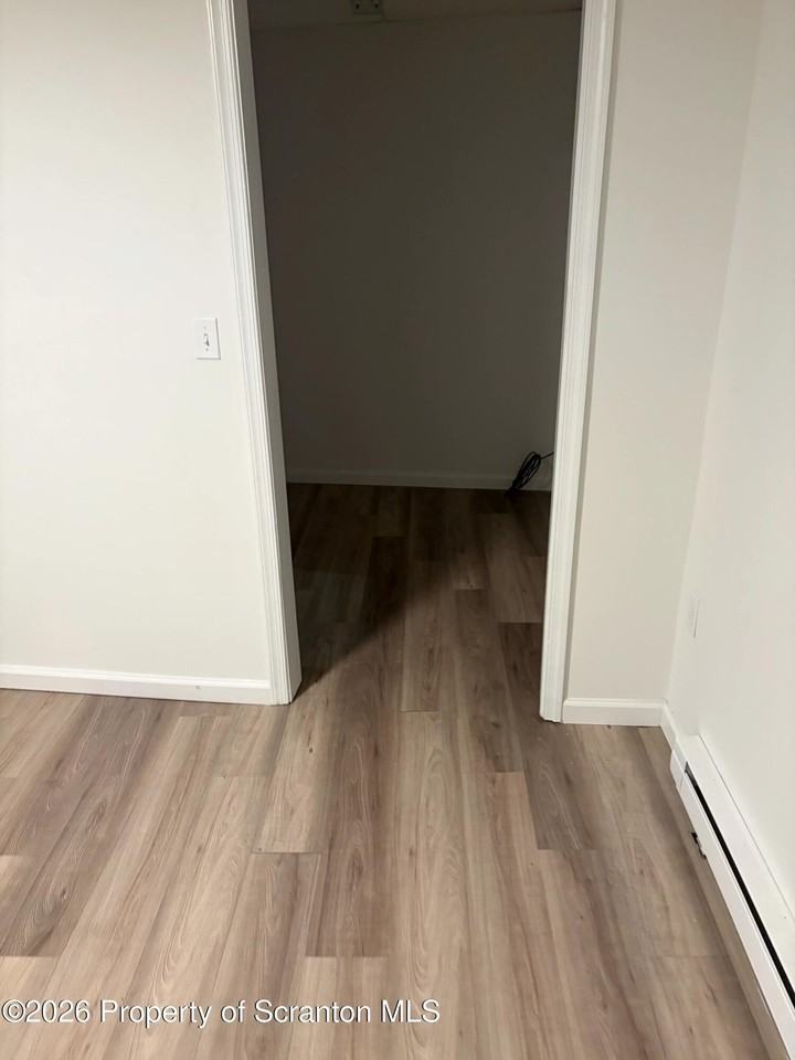 1102 Jackson St - Photo 4 of 13