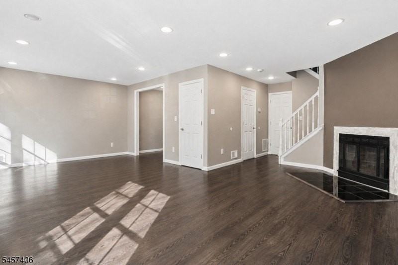 74 Boston St - Photo 2 of 16