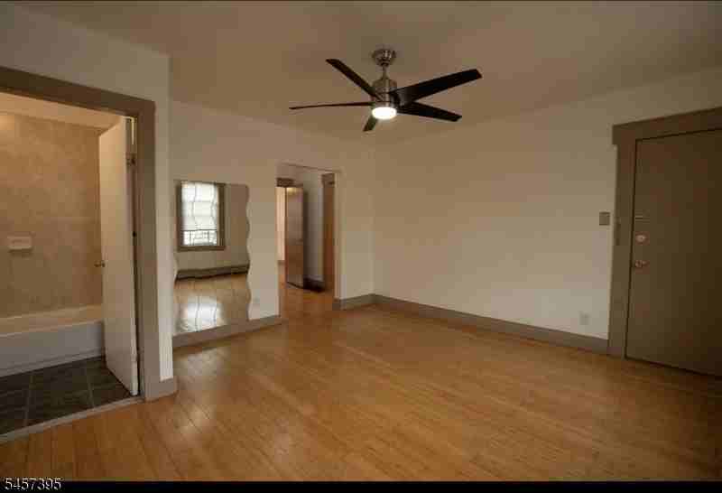 229 Renner Ave - Photo 3 of 4
