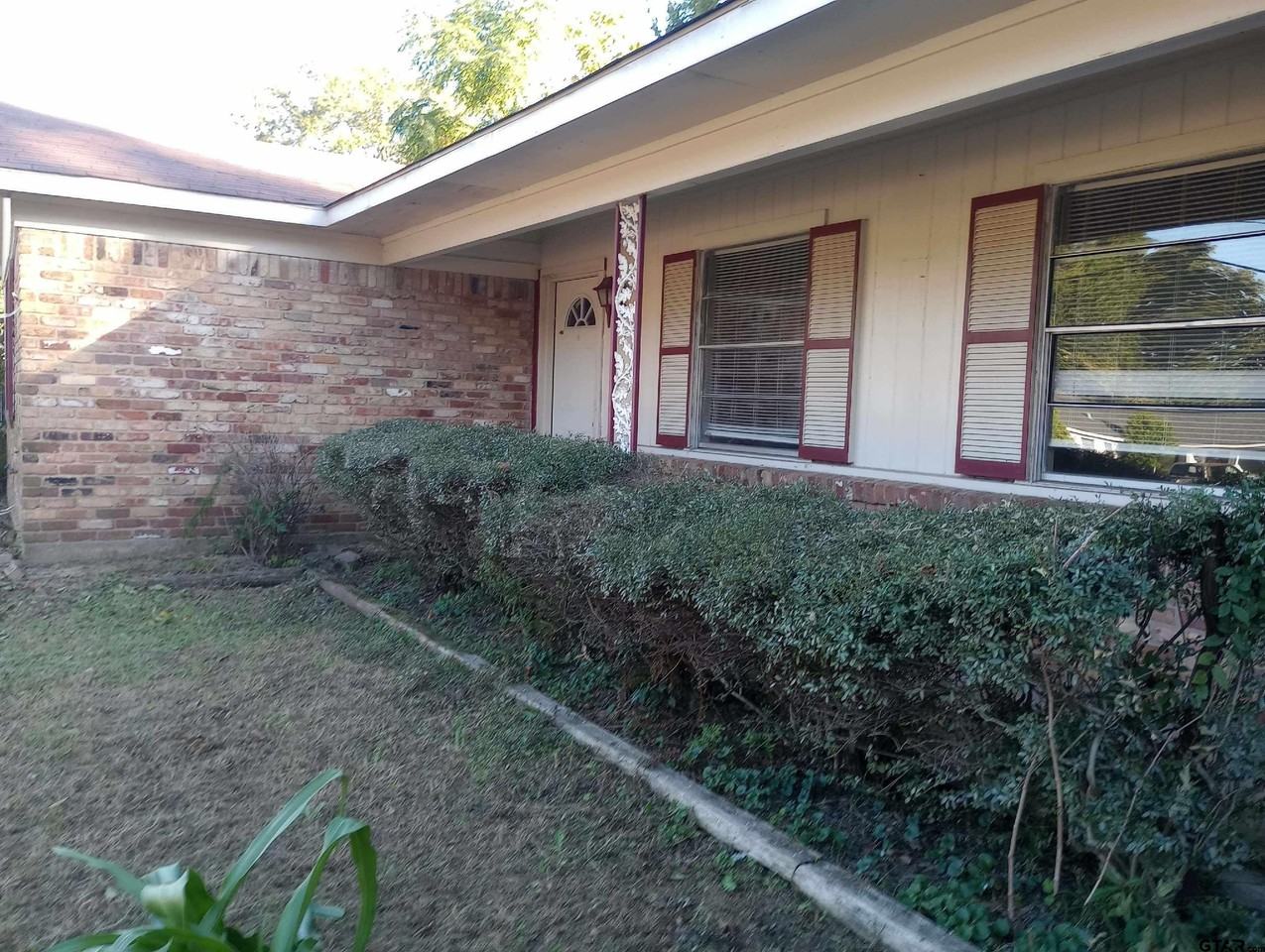 1525 E Don St - Photo 3 of 34