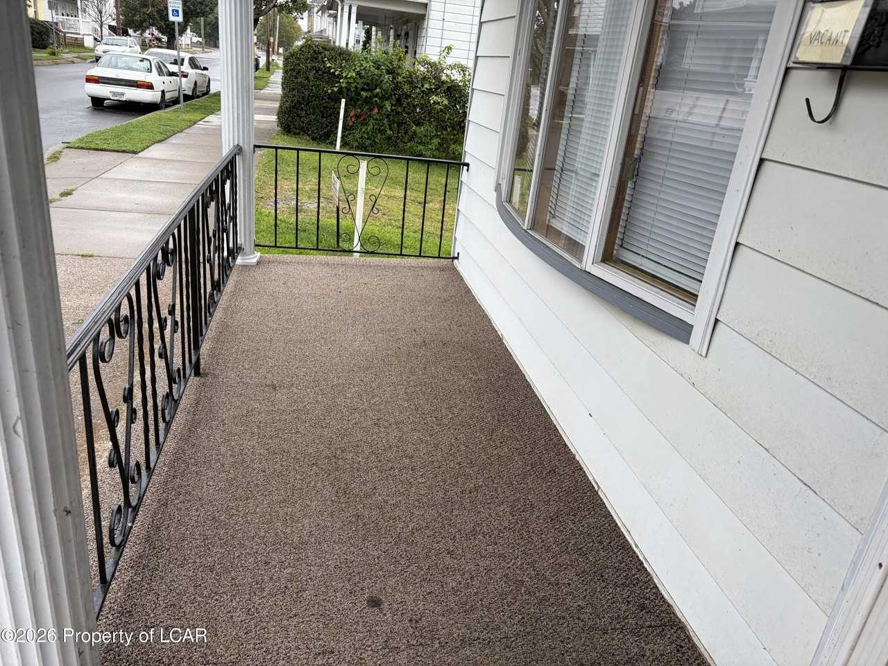150 Main St - Photo 2 of 17