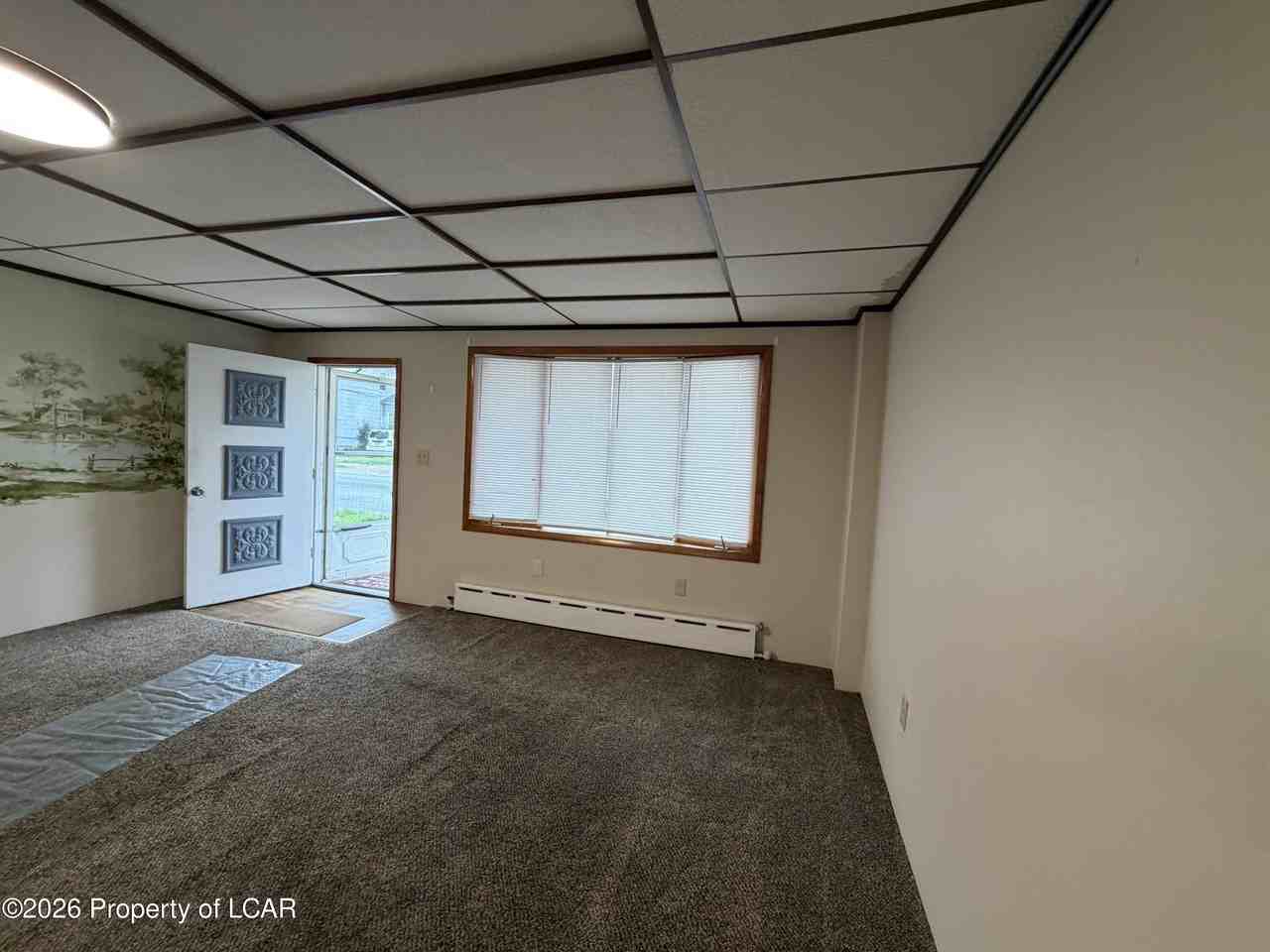 150 Main St - Photo 4 of 17