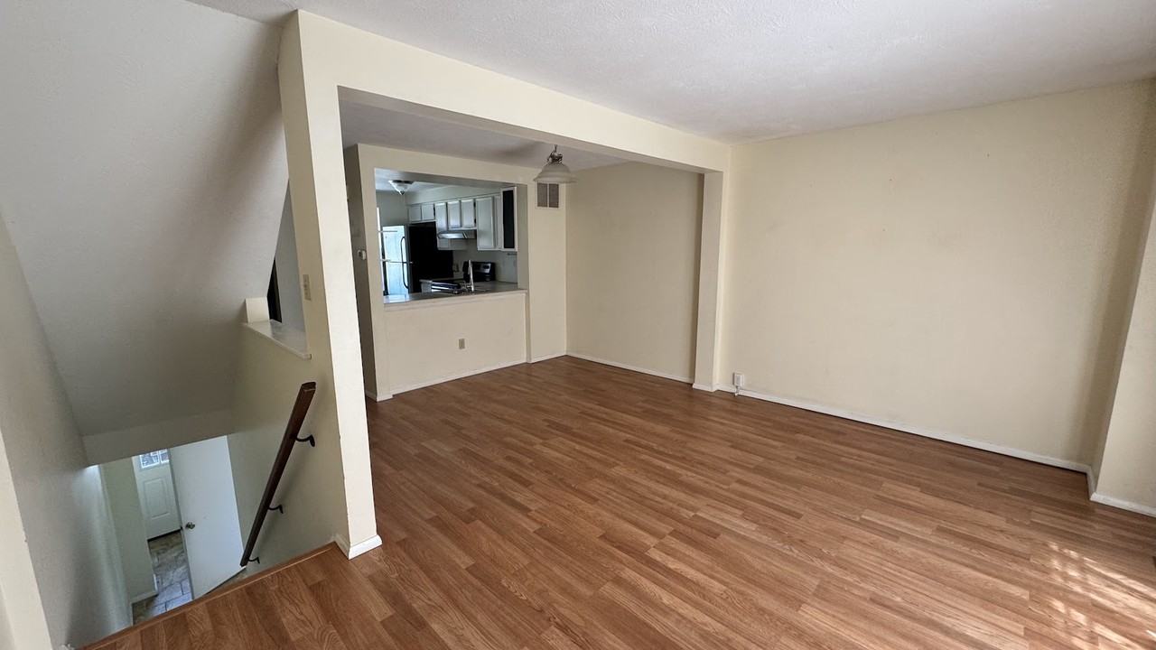 338 Quail Run Rd #1 - Photo 2 of 8