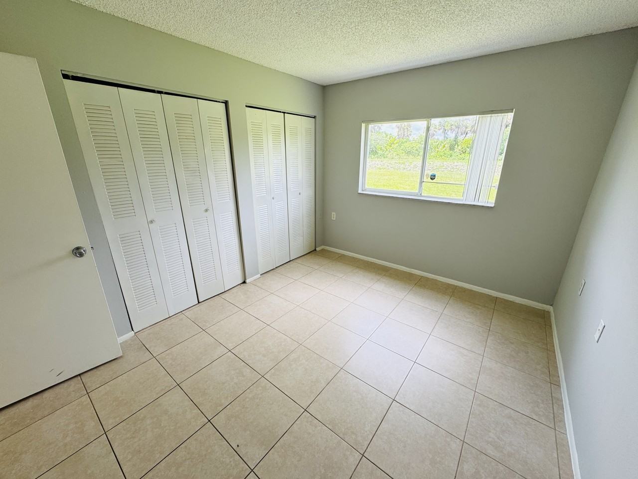1101 N Benoist Farms Rd #1 - Photo 5 of 14