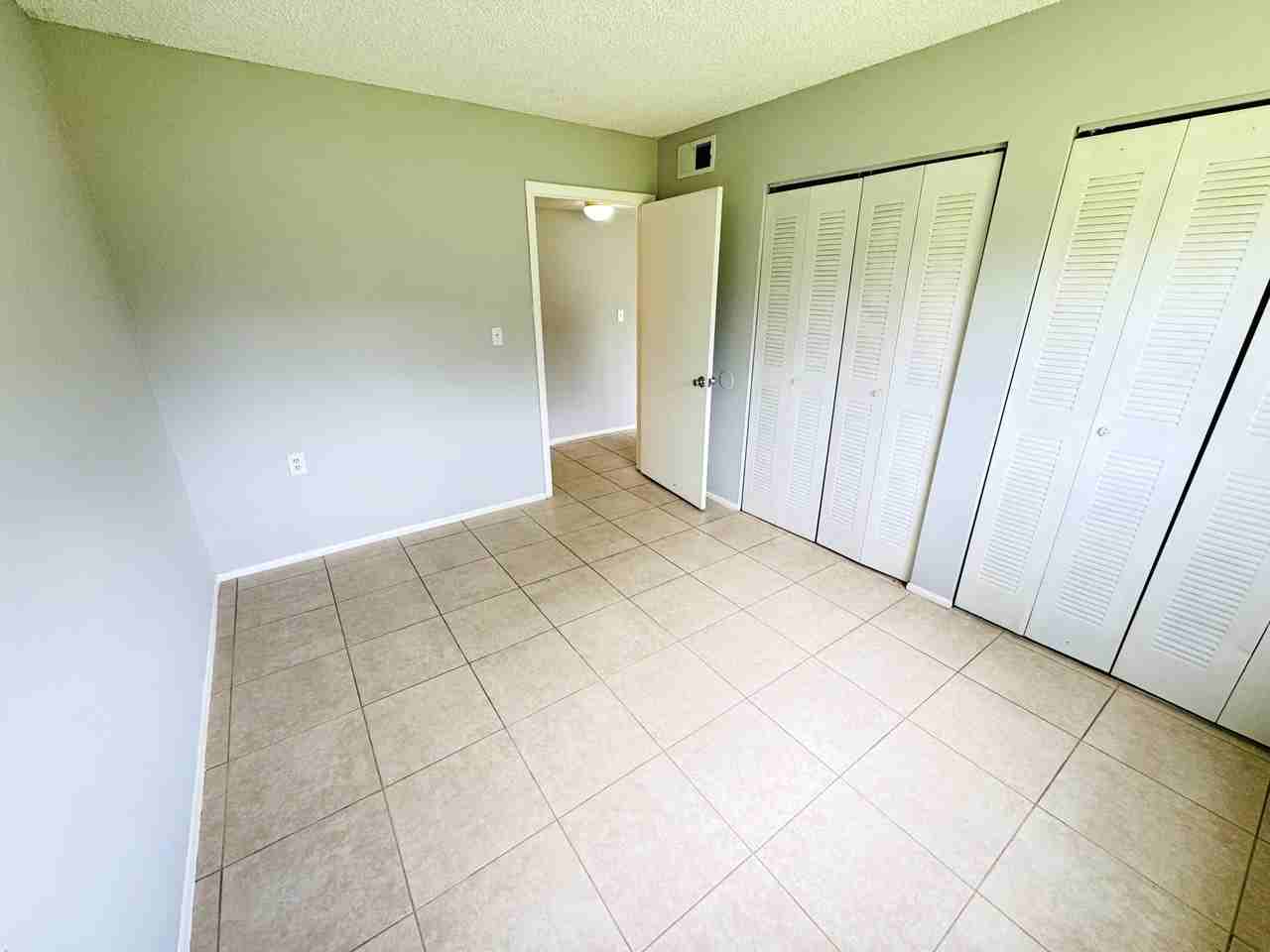 1101 N Benoist Farms Rd #1 - Photo 6 of 14