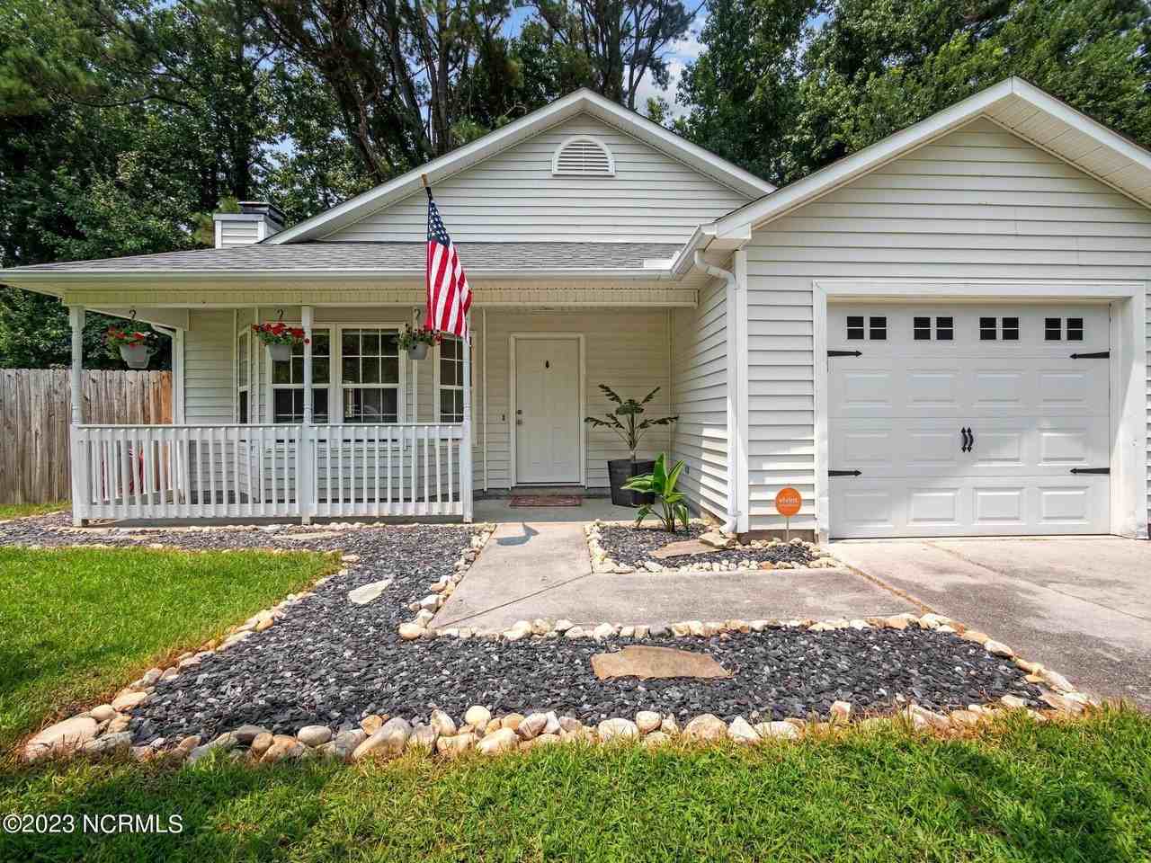 1212 Gerald Dr - Photo 4 of 43