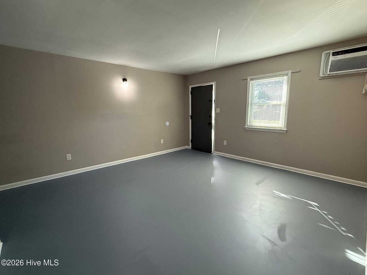 312 Roosevelt Rd #D - Photo 2 of 6