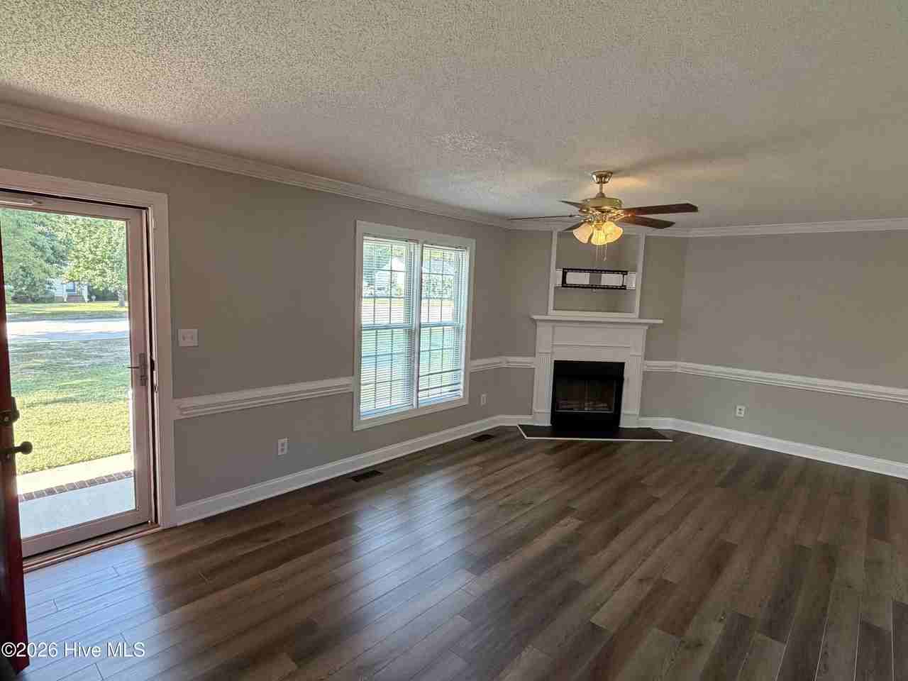 2530 Stedman Dr Nw - Photo 5 of 14