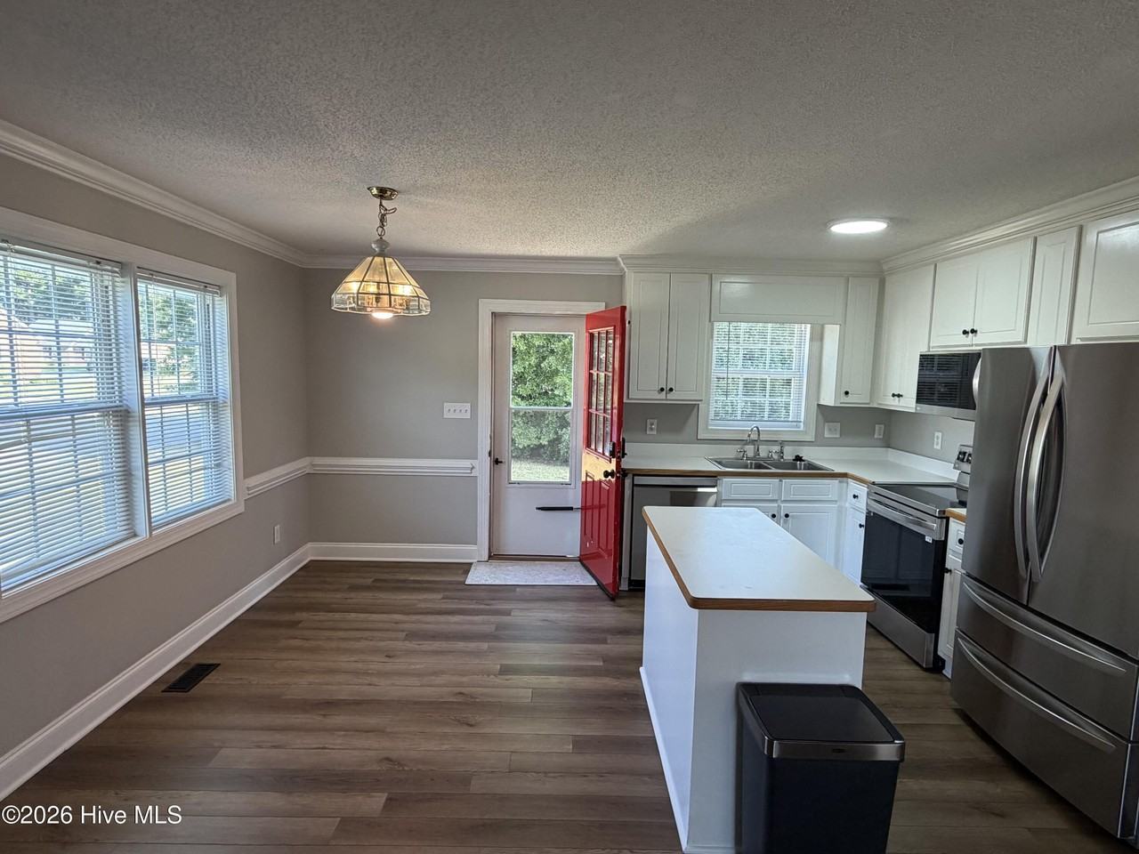 2530 Stedman Dr Nw - Photo 6 of 14