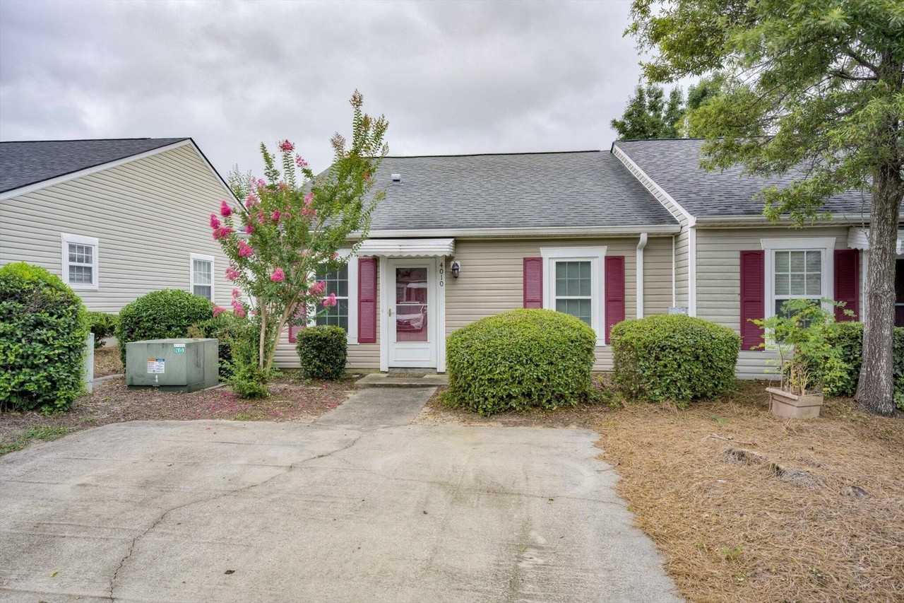 4010 Calypso Dr - Photo 2 of 24
