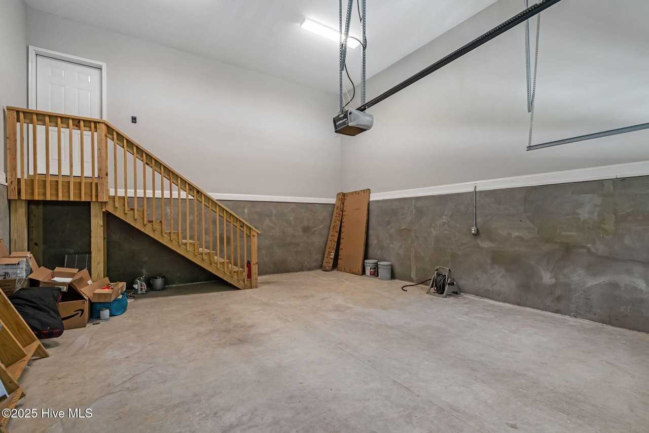 50 Old Hunt Rd - Photo 5 of 44