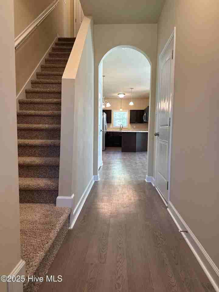 395 Frisco Way - Photo 3 of 25