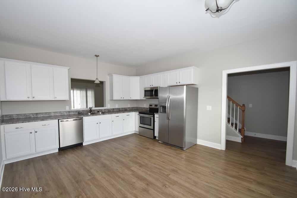 2405 Chavis Dr #A - Photo 3 of 23