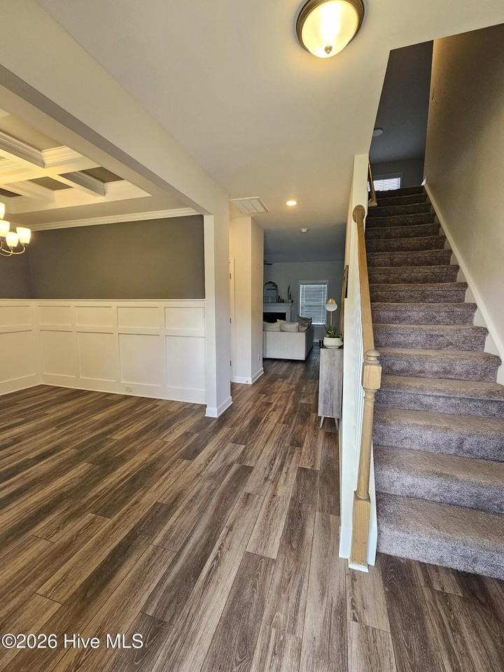 106 Fox Cove Xing - Photo 2 of 26