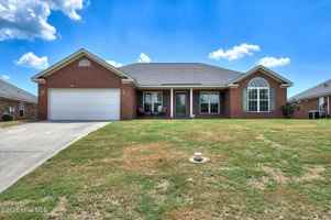 featured image of 1828 Heathers Way