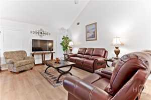 featured image of 3 Tally Ho Ct