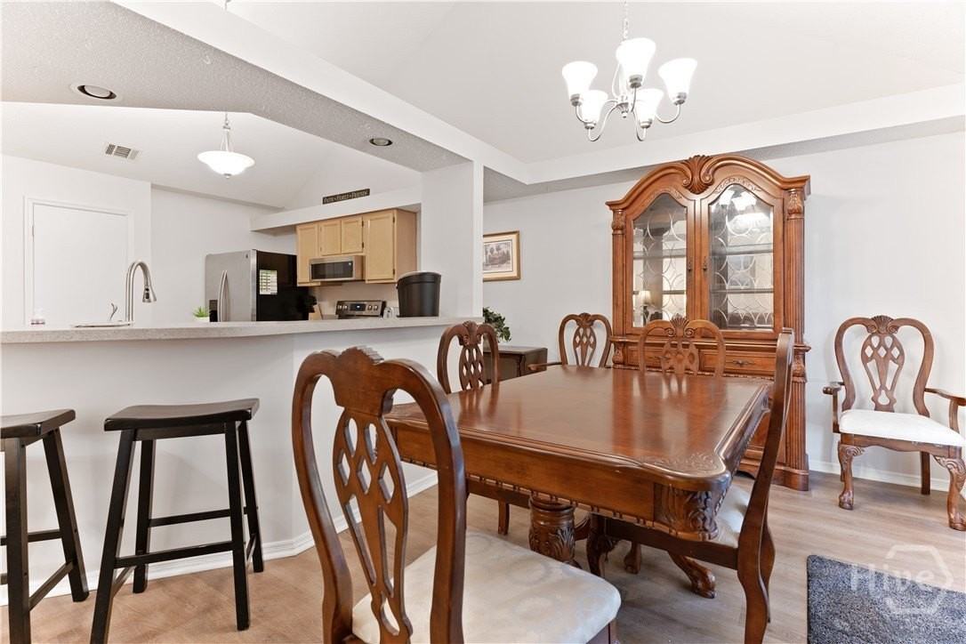 3 Tally Ho Ct - Photo 6 of 27