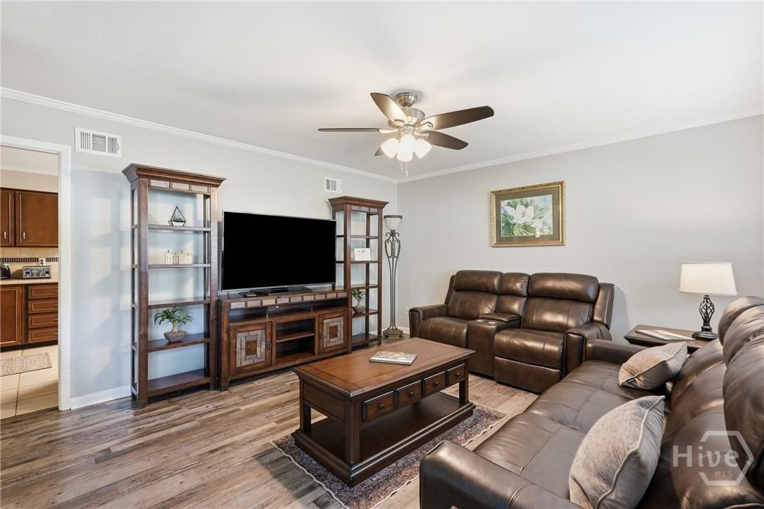32 Silverstone Cir - Photo 6 of 35