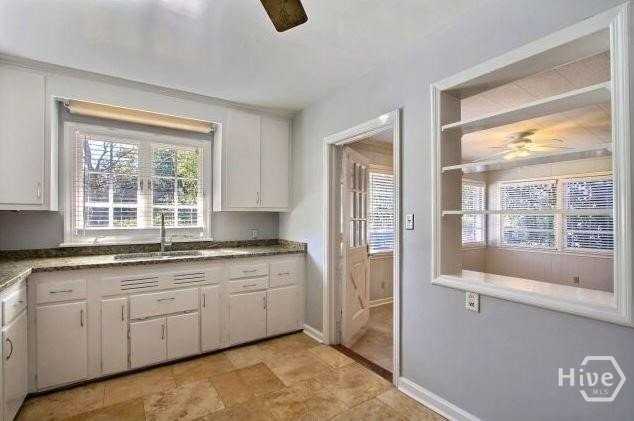 21 Columbus Dr - Photo 6 of 13