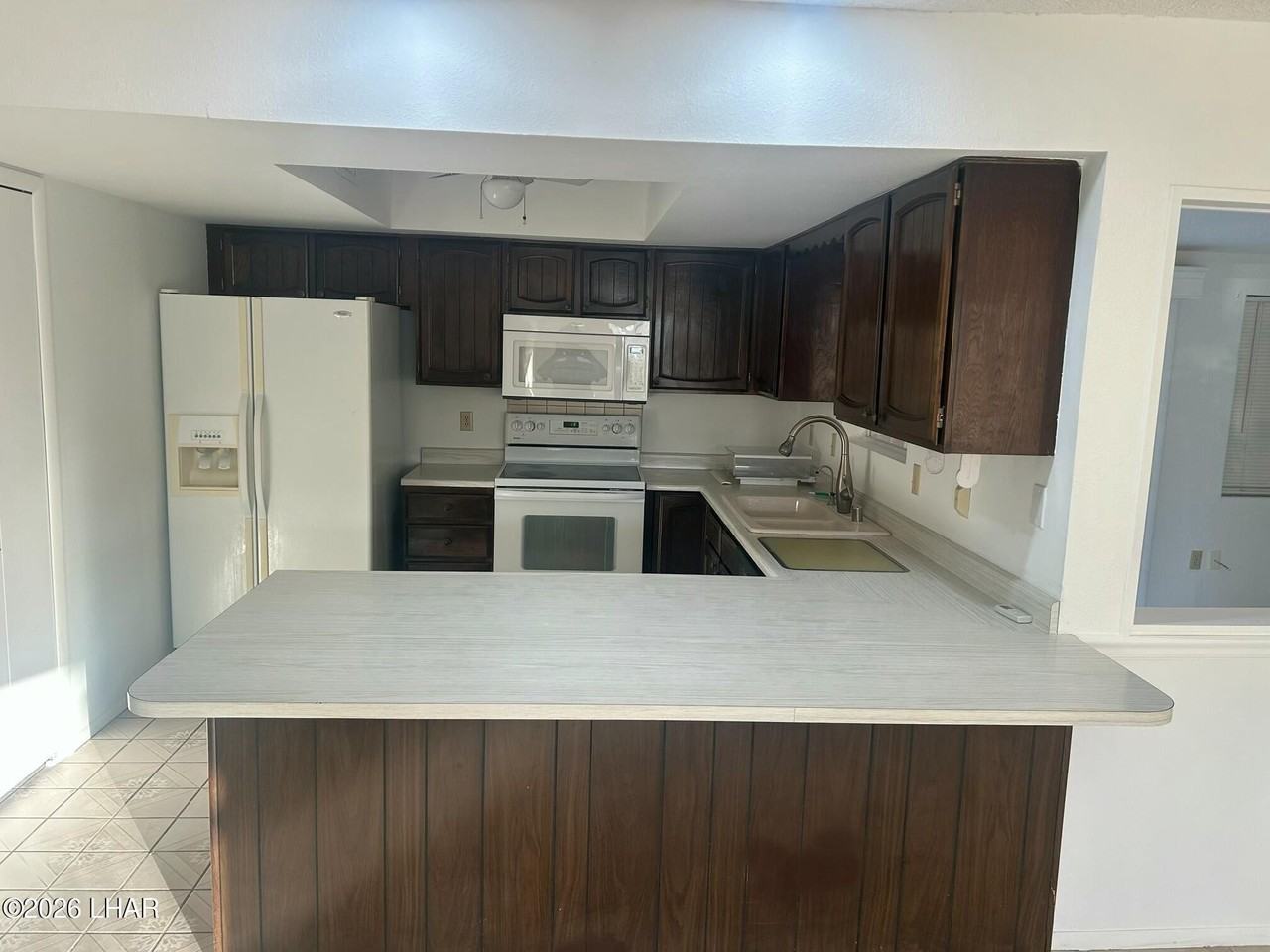 3140 Southwind Ave - Photo 3 of 13