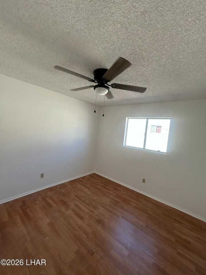 3140 Southwind Ave - Photo 7 of 13
