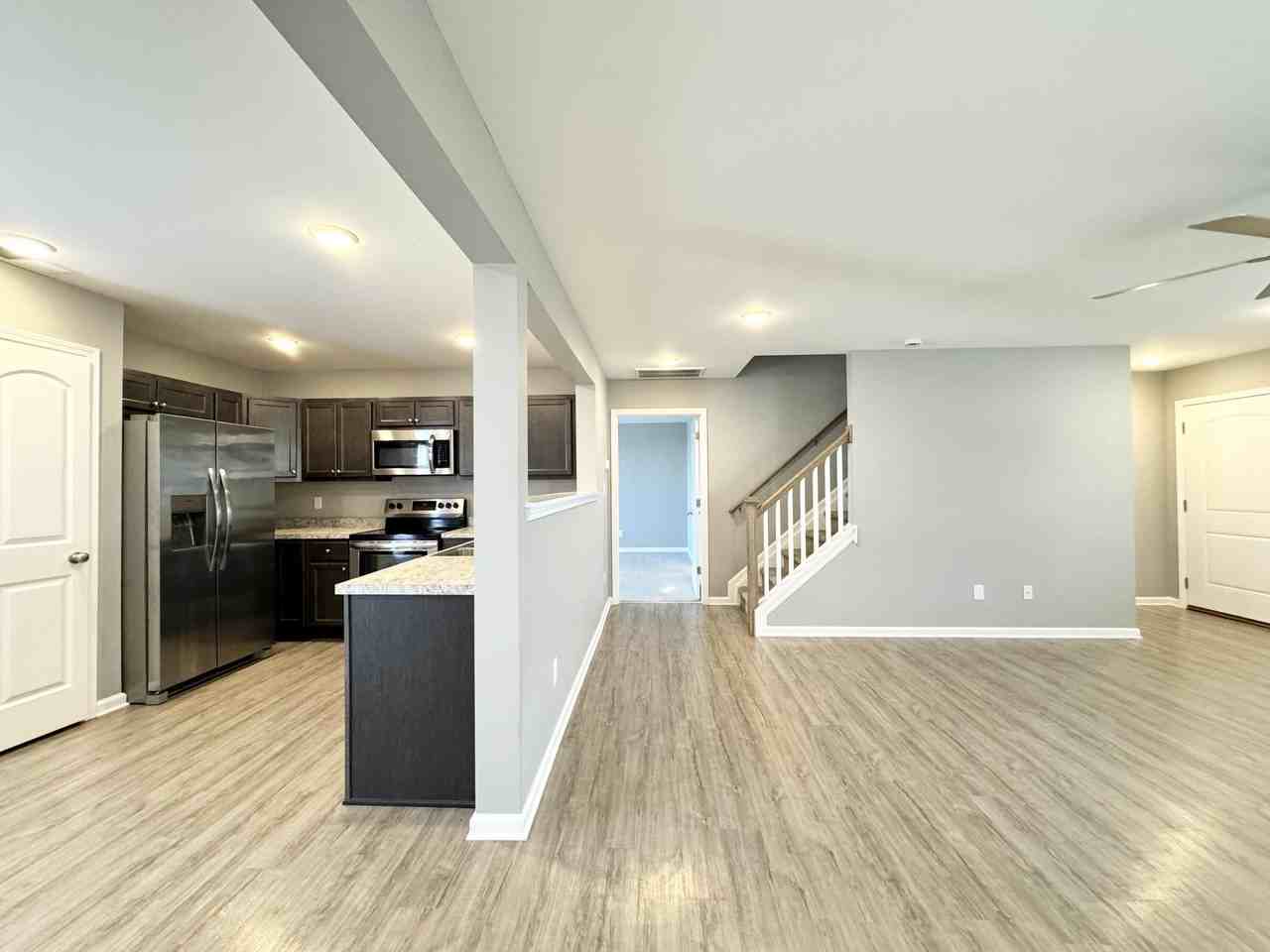 8161 Driftwood Loop - Photo 6 of 50