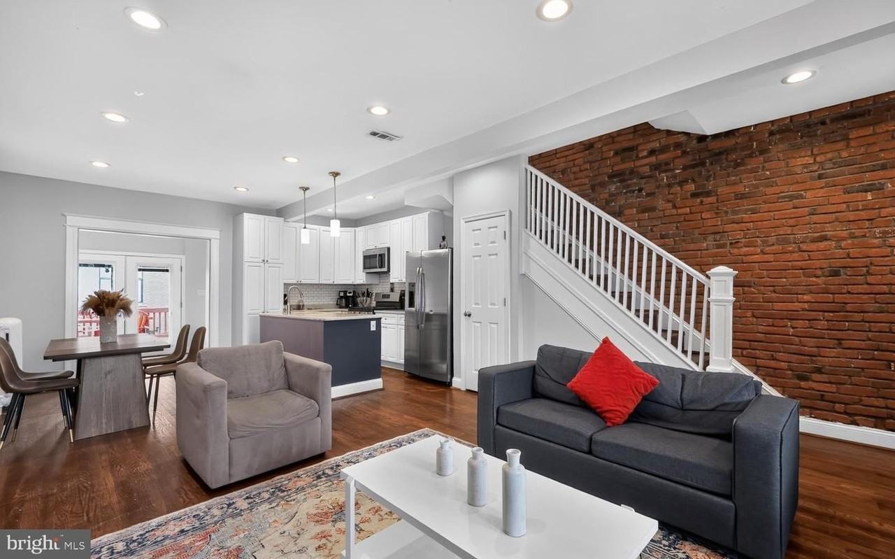 2630 10th St Ne - Photo 3 of 31