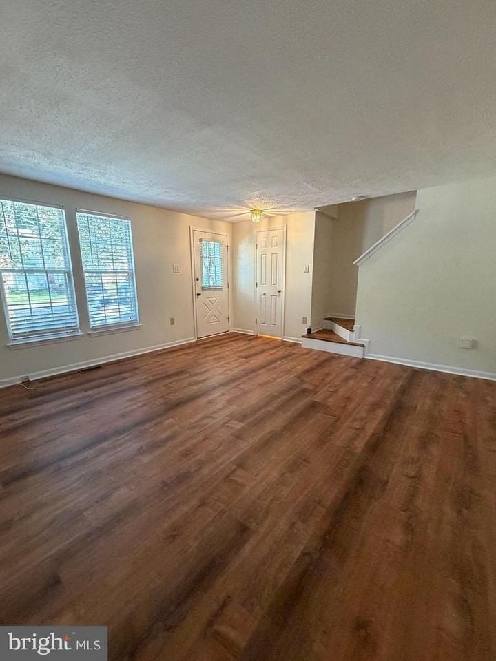 2553 Log Mill Ct - Photo 2 of 21