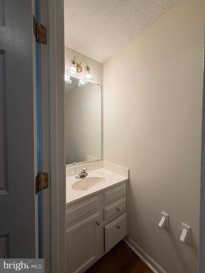 2553 Log Mill Ct - Photo 6 of 21