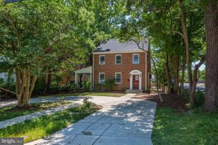 4810 Chevy Chase Dr - Photo 1 of 1