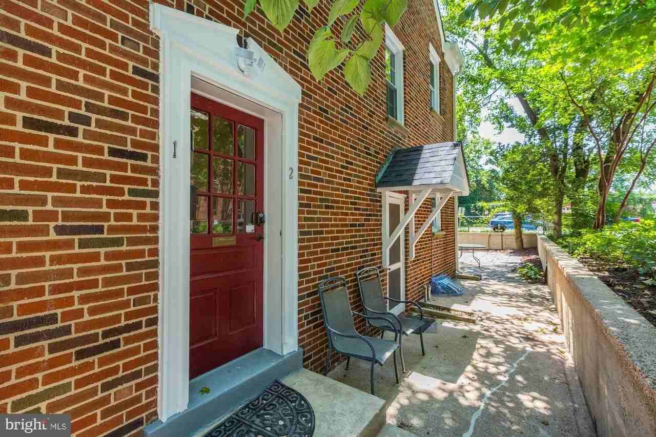 4810 Chevy Chase Dr - Photo 6 of 27
