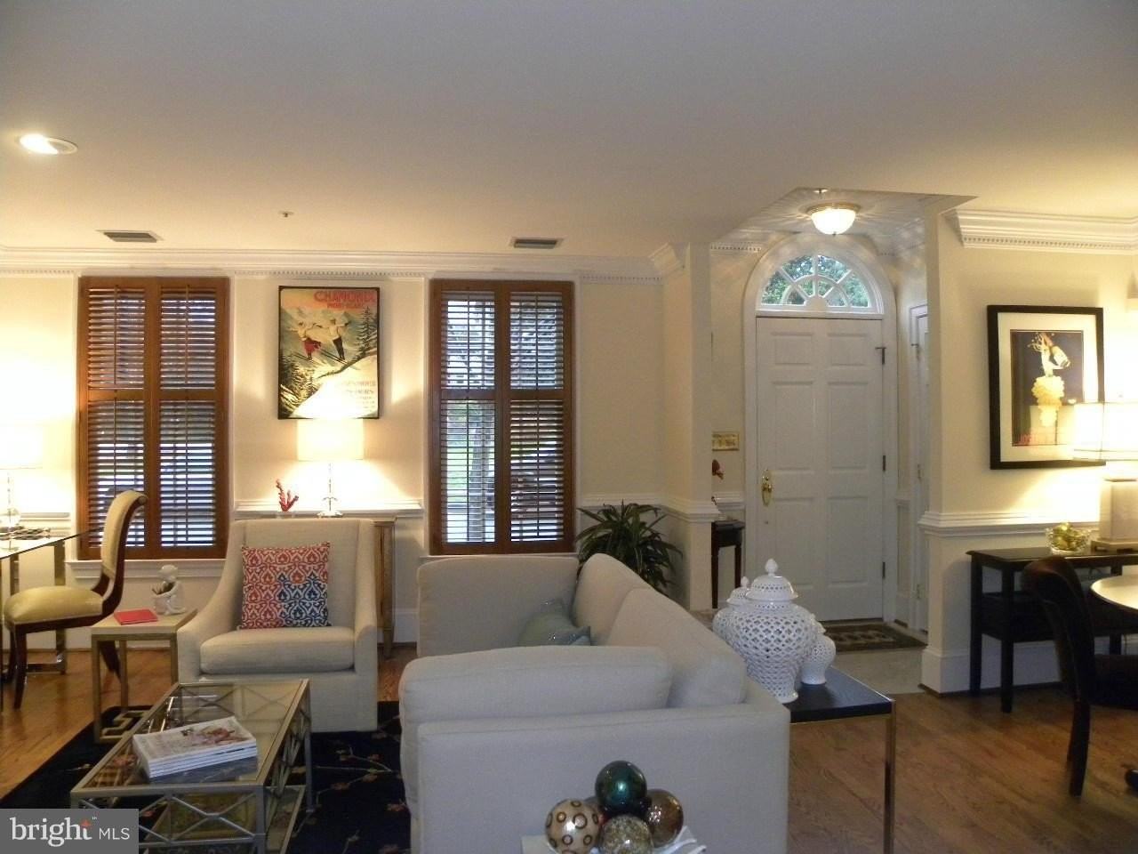 460 S Union St - Photo 3 of 18