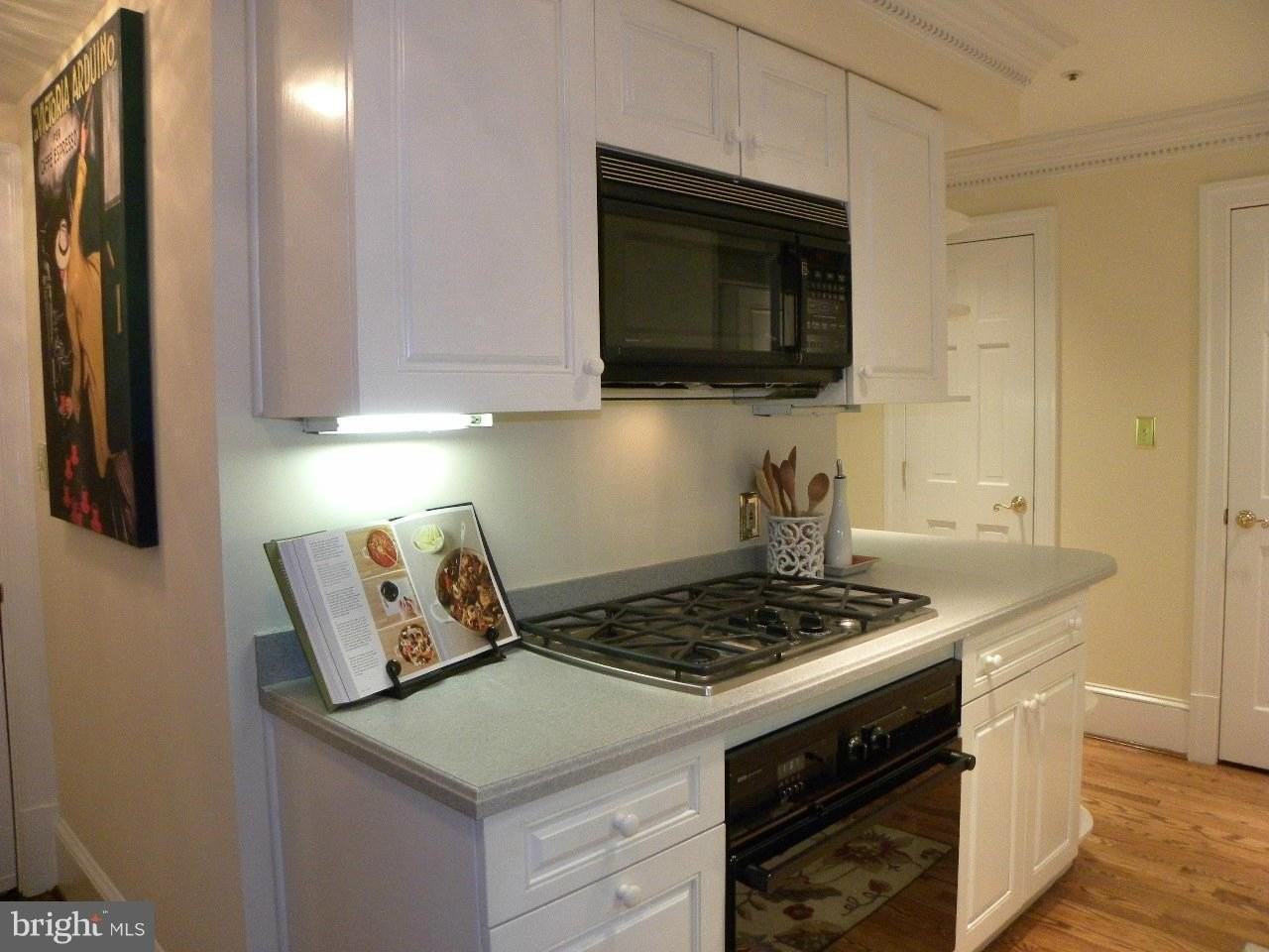 460 S Union St - Photo 7 of 18