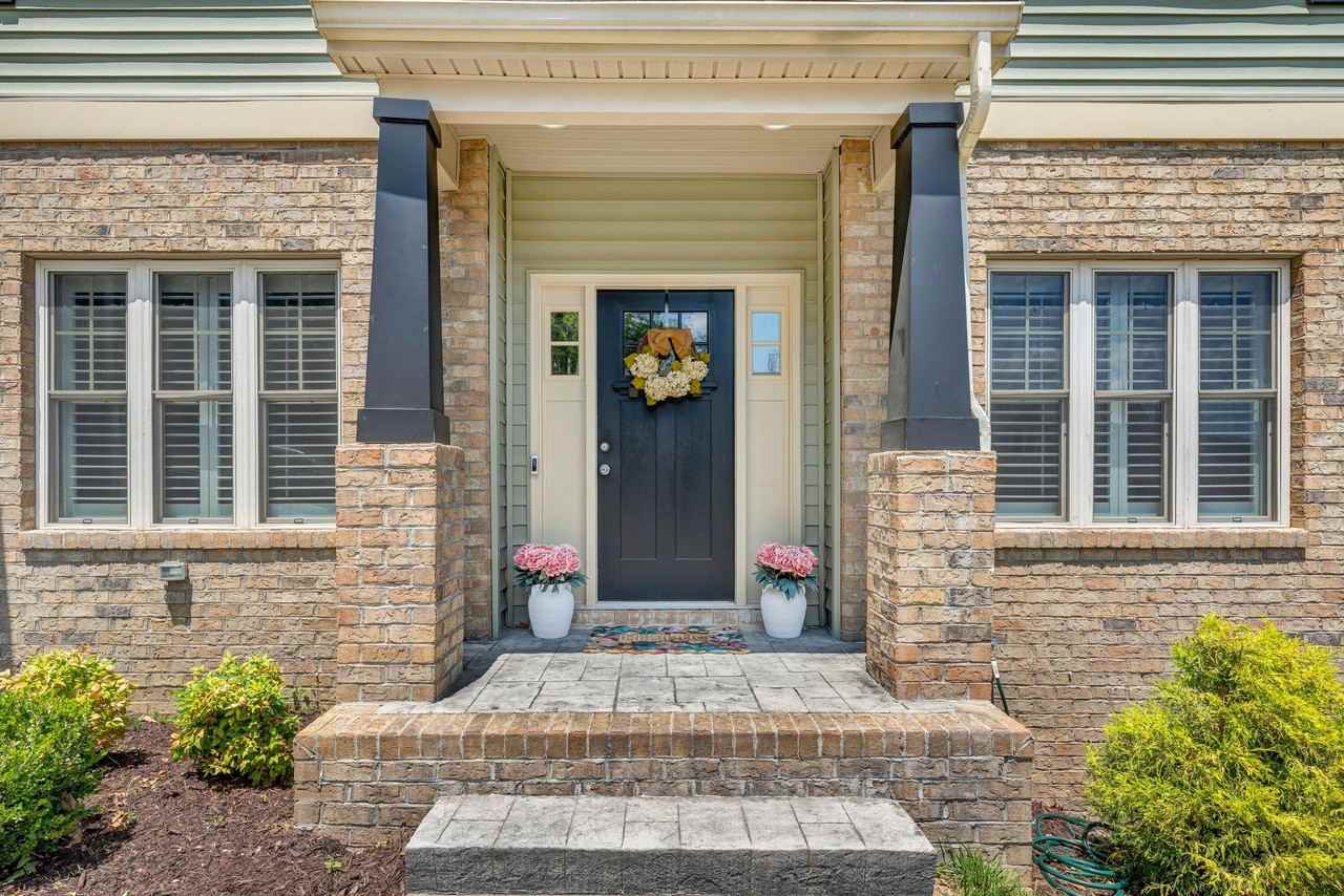 6880 Linn Cove Ct - Photo 6 of 50
