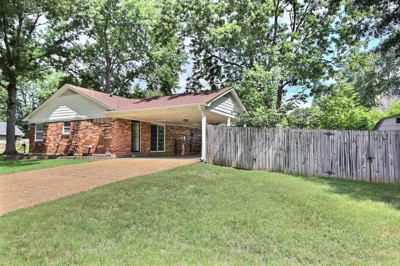 1074 Tararidge Dr - Photo 6 of 29