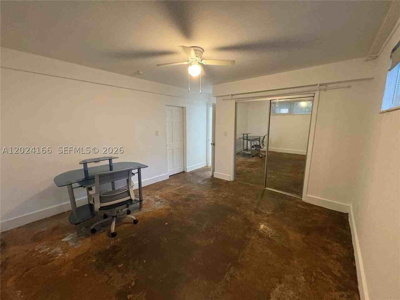 1751 Washington Ave #1H - Photo 6 of 20