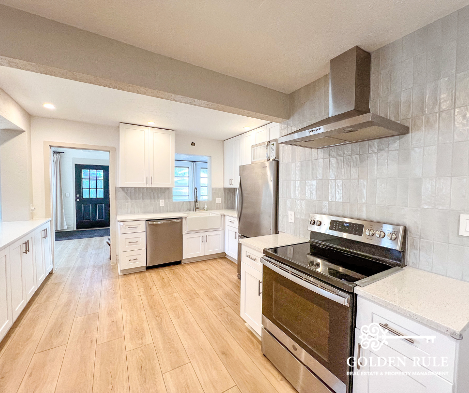 215 Nw 16th Ave #1 - Photo 3 of 19